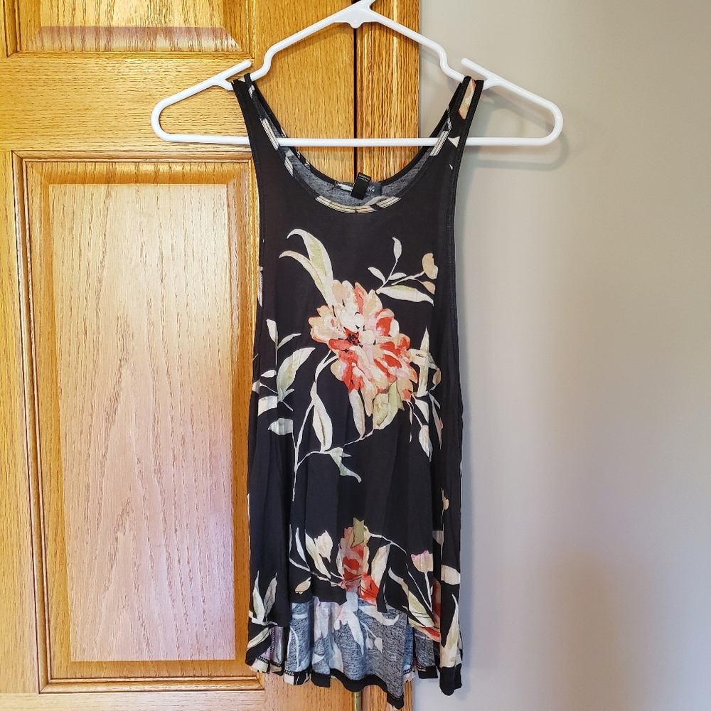 Billabong Tank - Picture 1 of 4